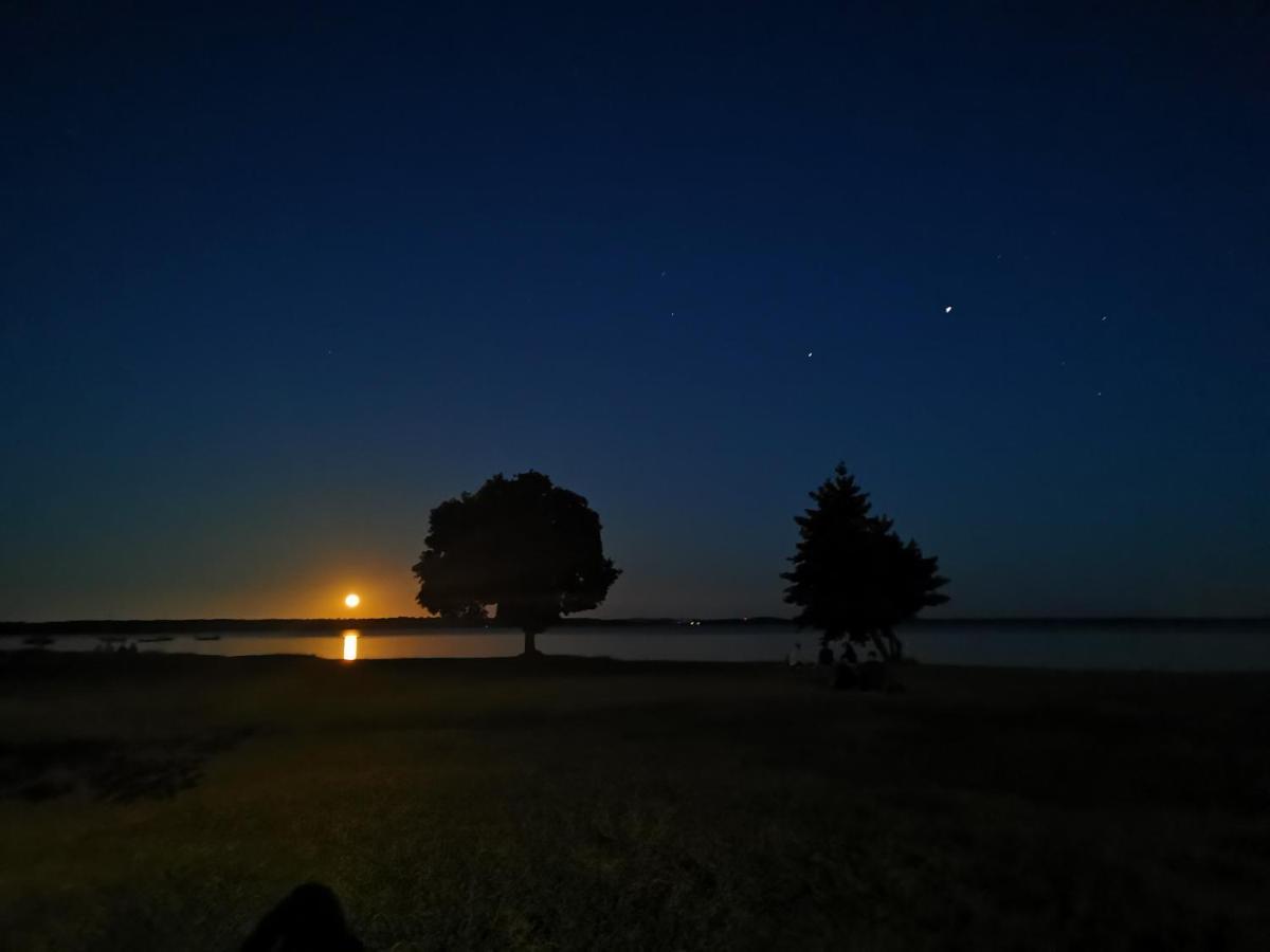 O Lac Lacanau Buitenkant foto